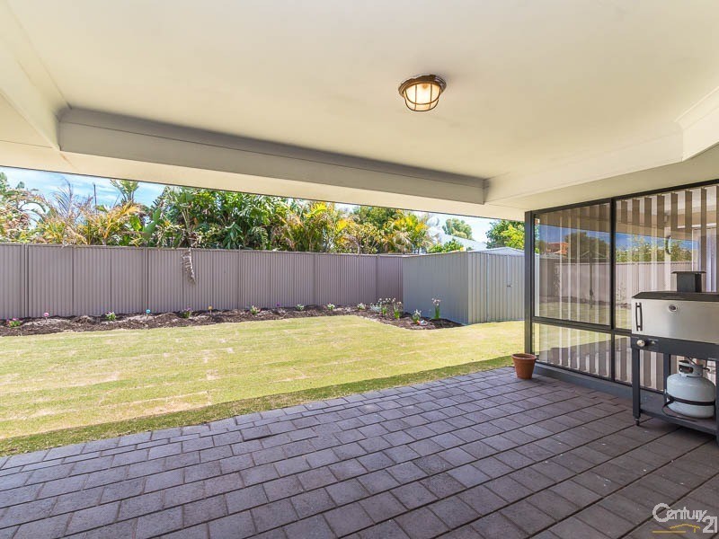 5 Waterview Parade, Southern River WA 6110