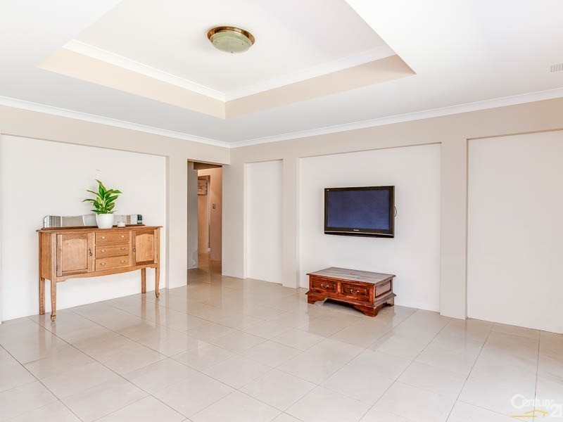 5 Waterview Parade, Southern River WA 6110