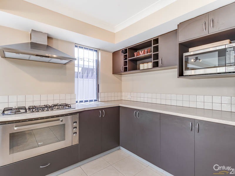 5 Waterview Parade, Southern River WA 6110