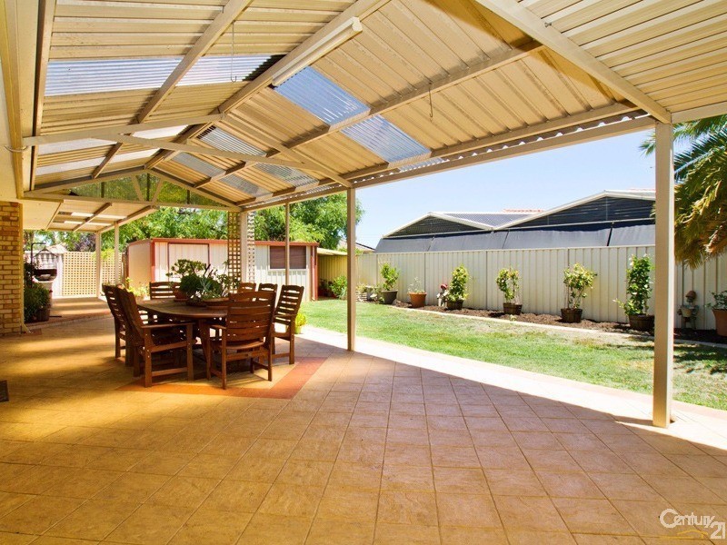 121 Warton Road, Thornlie WA 6108