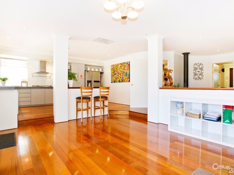 121 Warton Road, Thornlie WA 6108