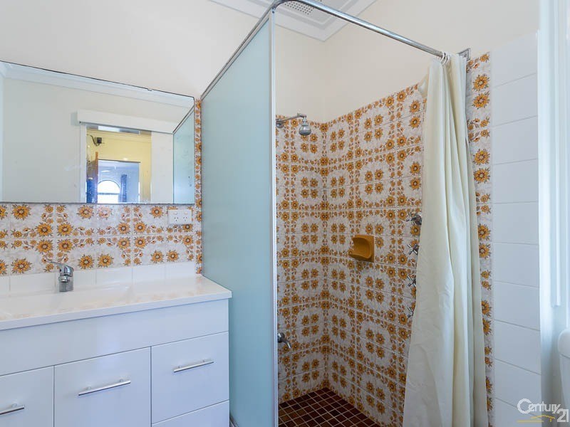 14 Jacobsen Way, Thornlie WA 6108