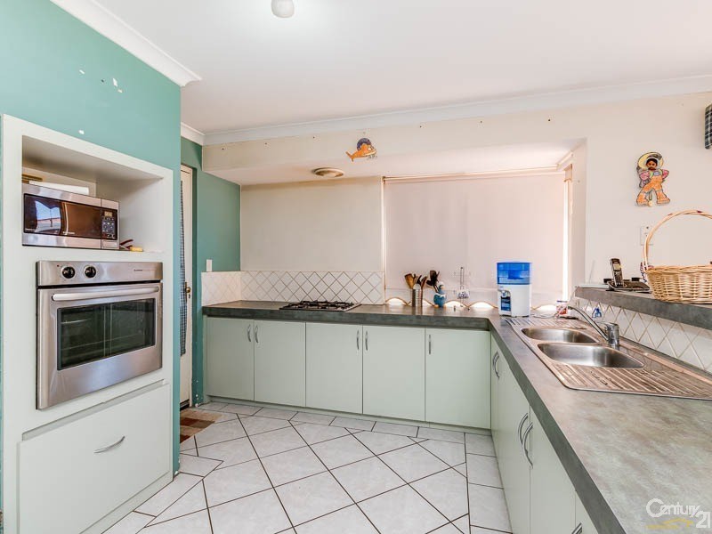 14 Cayman Place, Kenwick WA 6107