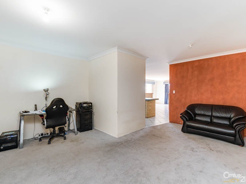 14 Cayman Place, Kenwick WA 6107