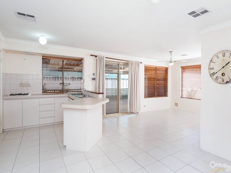 35 Barraberry Retreat, Canning Vale WA 6155