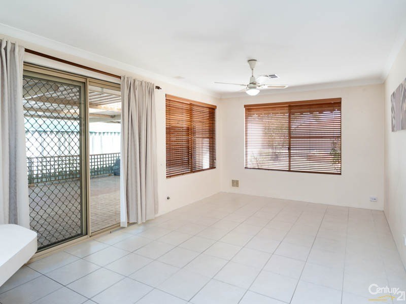 35 Barraberry Retreat, Canning Vale WA 6155