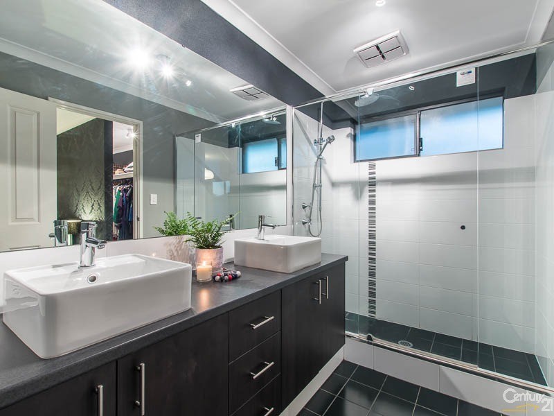 50 Vanderlin Crescent, Ridgewood WA 6030