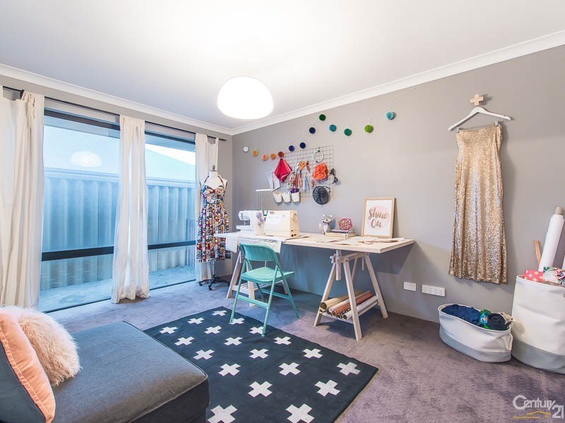 50 Vanderlin Crescent, Ridgewood WA 6030