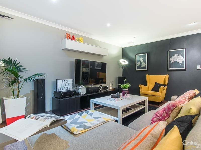 50 Vanderlin Crescent, Ridgewood WA 6030