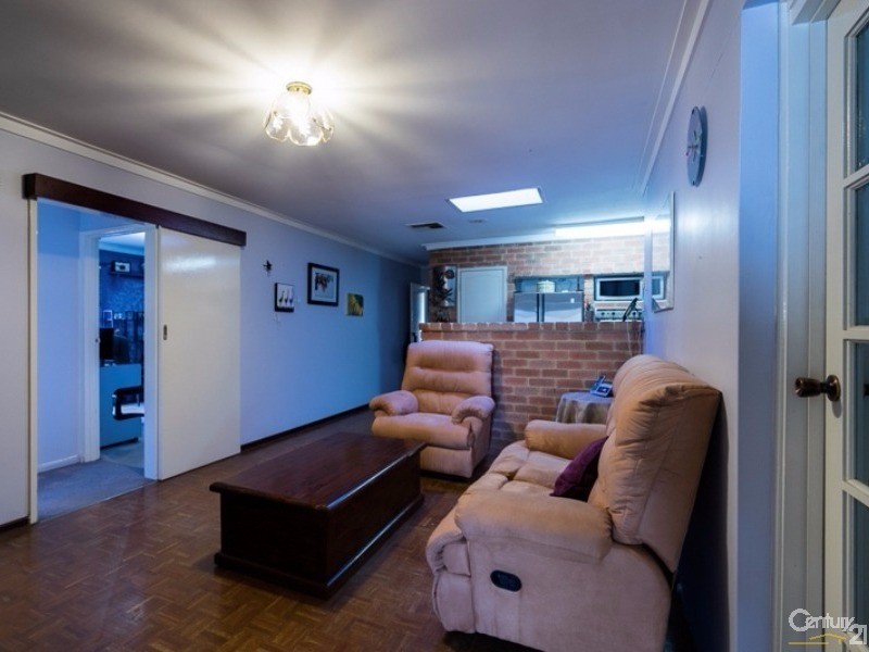 60 Evelyn Street, Gosnells WA 6110