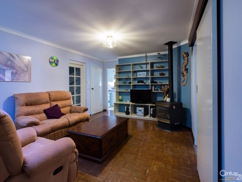 60 Evelyn Street, Gosnells WA 6110