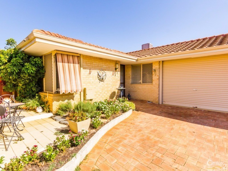 10/18 Heron Place, Maddington WA 6109