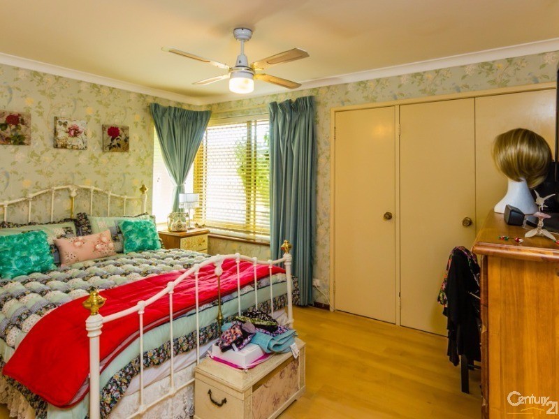 10/18 Heron Place, Maddington WA 6109