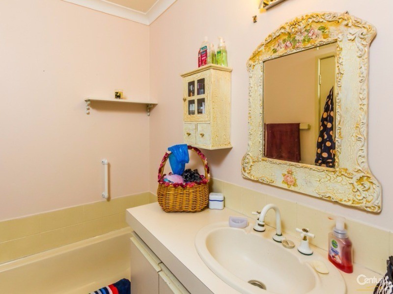 10/18 Heron Place, Maddington WA 6109