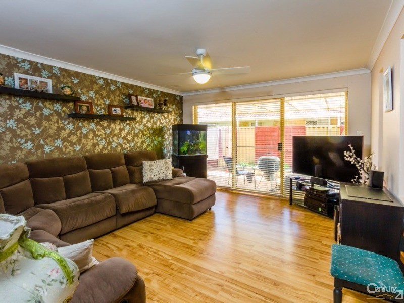 10/18 Heron Place, Maddington WA 6109