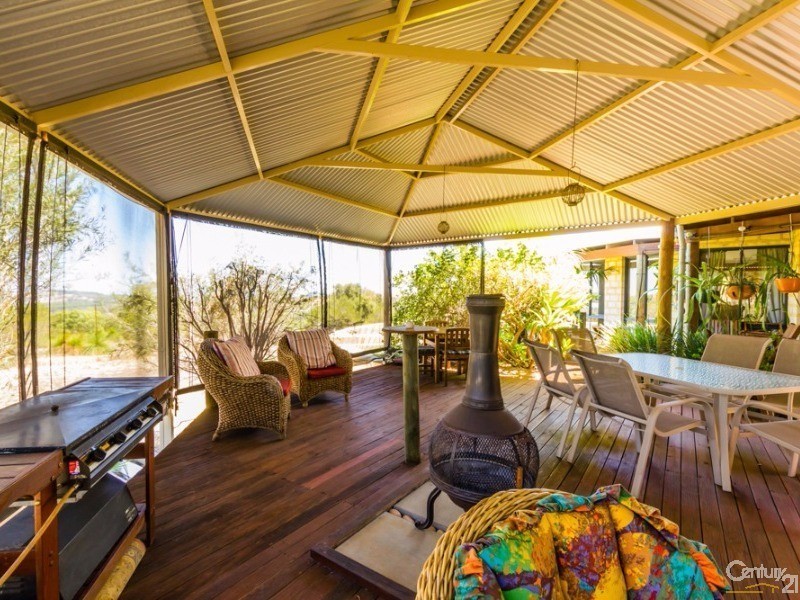99 Wowra Drive, Gingin WA 6503