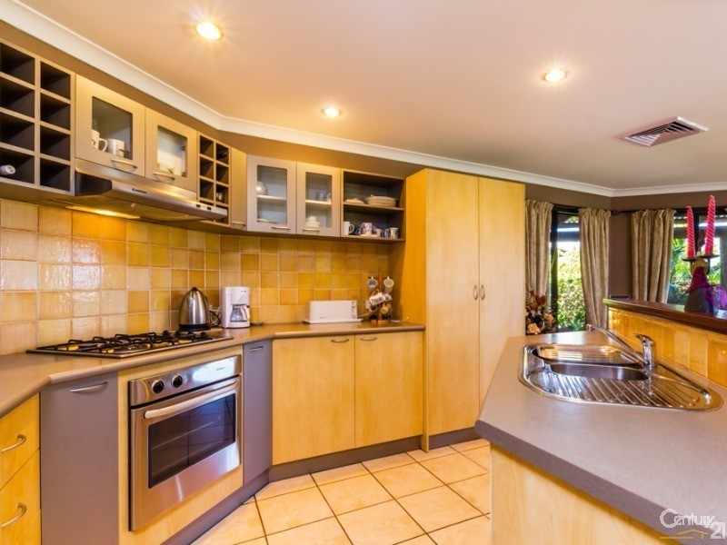 99 Wowra Drive, Gingin WA 6503