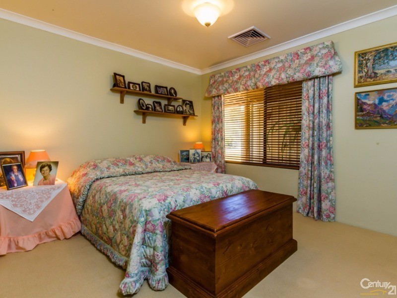 99 Wowra Drive, Gingin WA 6503