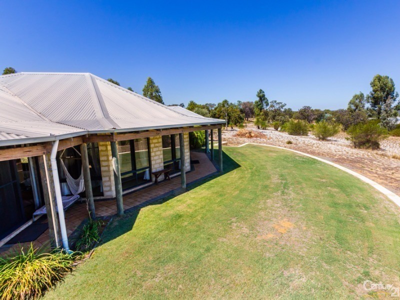 99 Wowra Drive, Gingin WA 6503