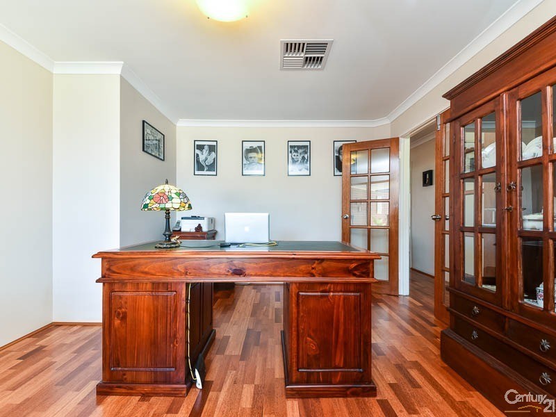46 Whiteman Crescent, Bertram WA 6167