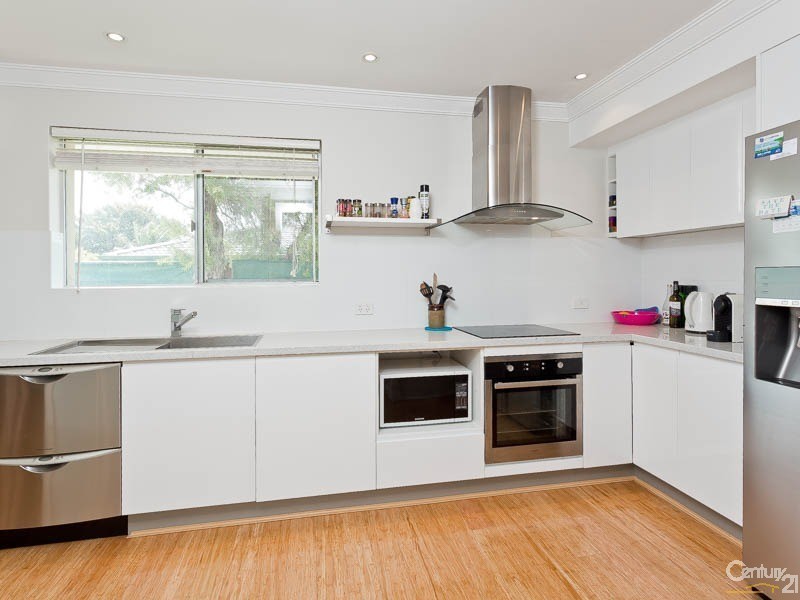 18 Recreation Drive, Shoalwater WA 6169