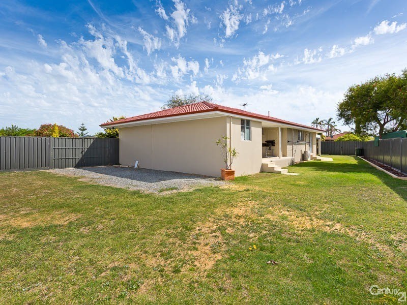 18 Recreation Drive, Shoalwater WA 6169