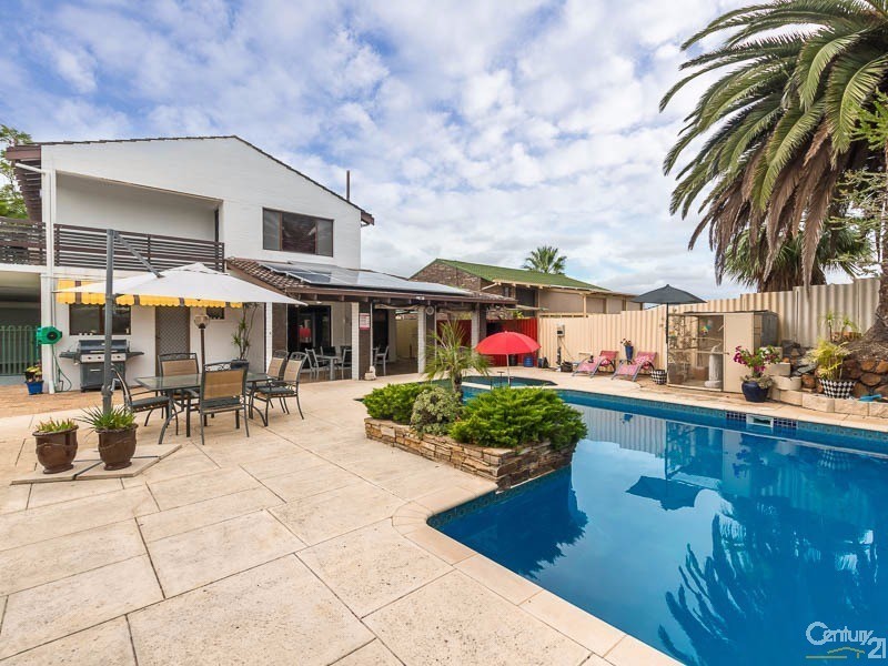 9 Camborne Way, Thornlie WA 6108