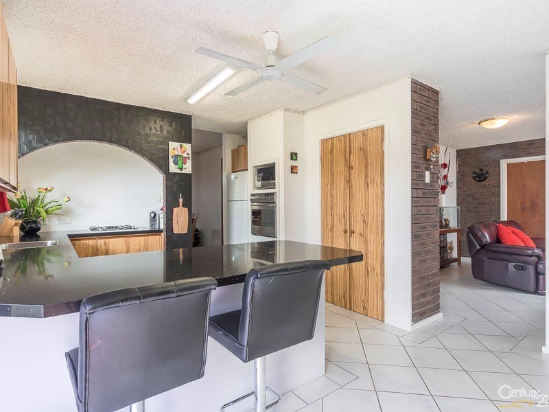 9 Camborne Way, Thornlie WA 6108