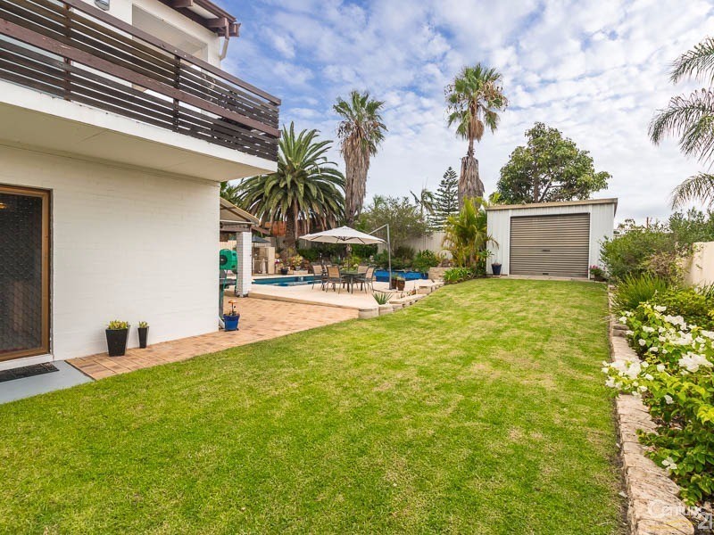 9 Camborne Way, Thornlie WA 6108