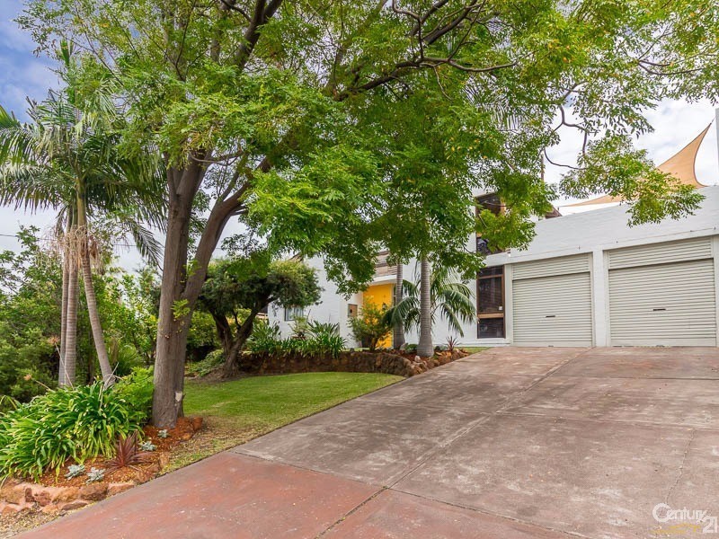 9 Camborne Way, Thornlie WA 6108