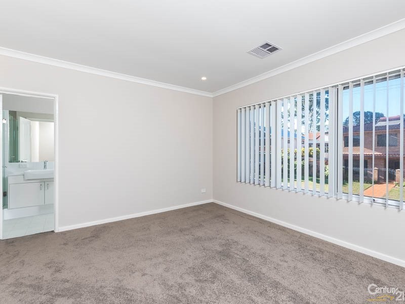 19 Axon Avenue, Victoria Park WA 6100