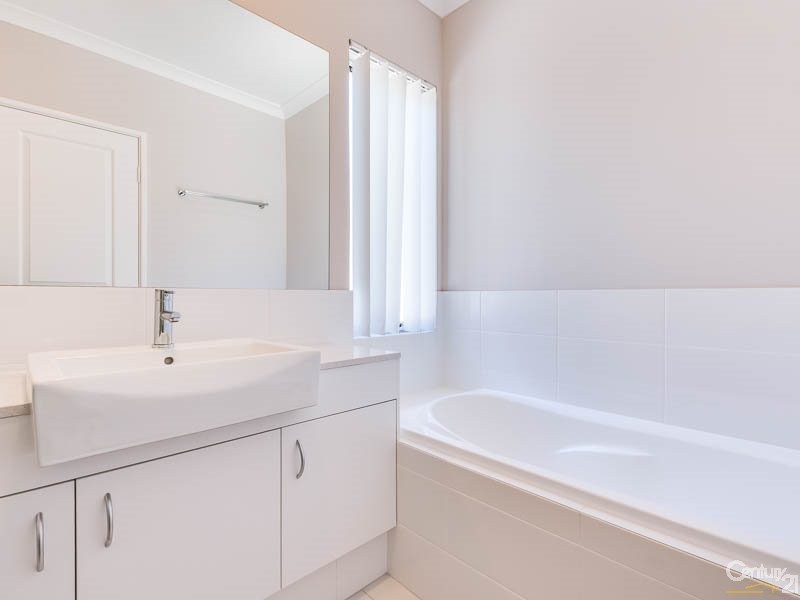 19 Axon Avenue, Victoria Park WA 6100