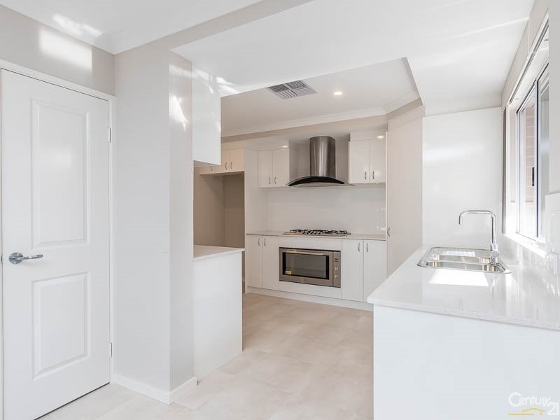 21 Axon Avenue, Victoria Park WA 6100