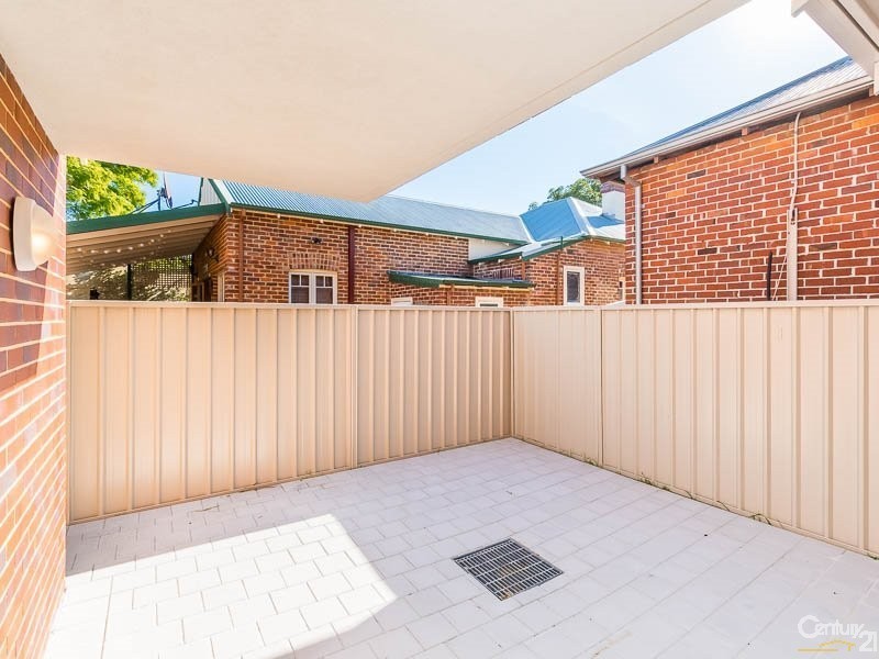21 Axon Avenue, Victoria Park WA 6100
