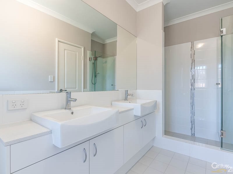 21 Axon Avenue, Victoria Park WA 6100