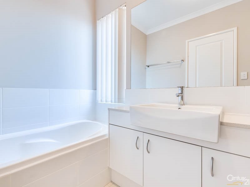 21 Axon Avenue, Victoria Park WA 6100