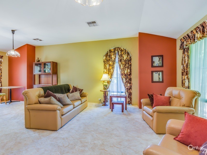 6 Cain Place, Leeming WA 6149