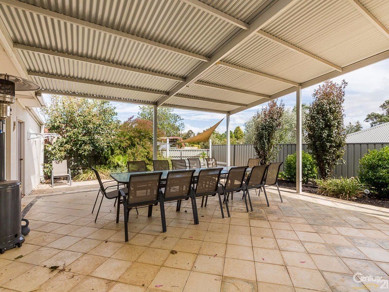 42 Linton Street North, Byford WA 6122
