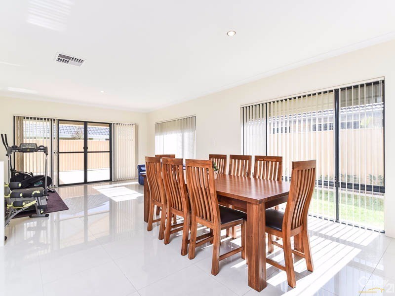 13 Trumpet Street, Southern River WA 6110