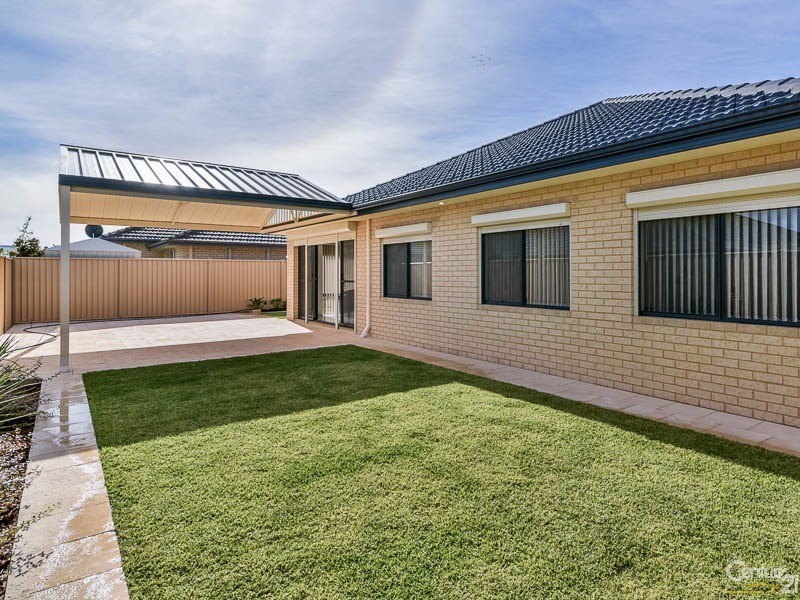 13 Trumpet Street, Southern River WA 6110