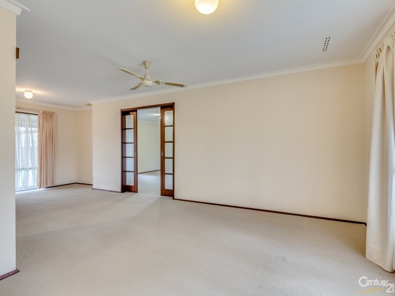 8 Sands Court, Huntingdale WA 6110