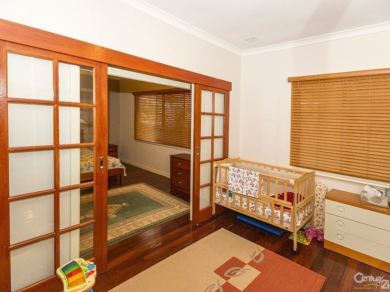 17 Reddington Way, Brentwood WA 6153