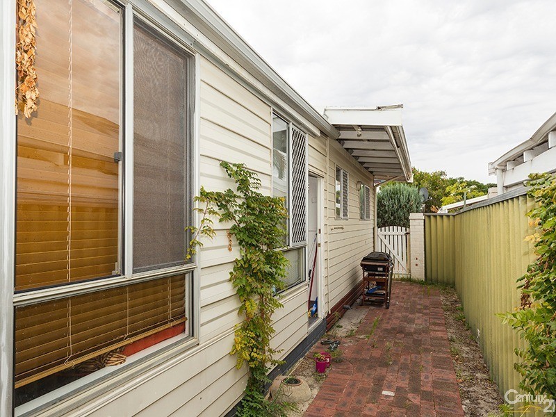 17 Reddington Way, Brentwood WA 6153