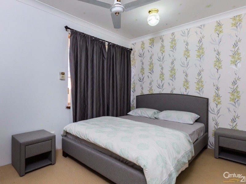 19 Bottlebrush Drive, Thornlie WA 6108