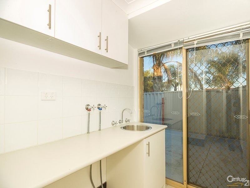 9 Piesse Place, Seville Grove WA 6112