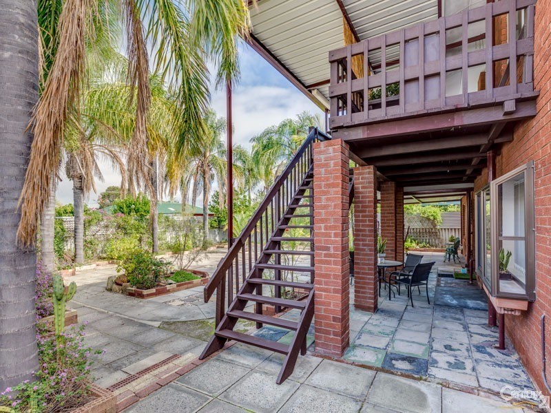 19 Nutley Street, Maddington WA 6109