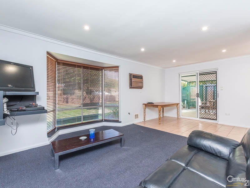 8a Jupiter Street, Carlisle WA 6101