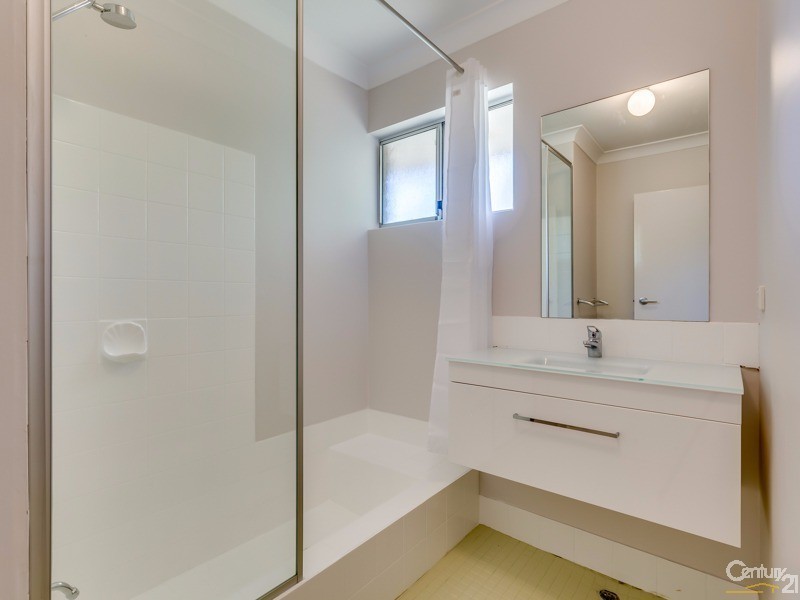 16 Fagence Way, Thornlie WA 6108