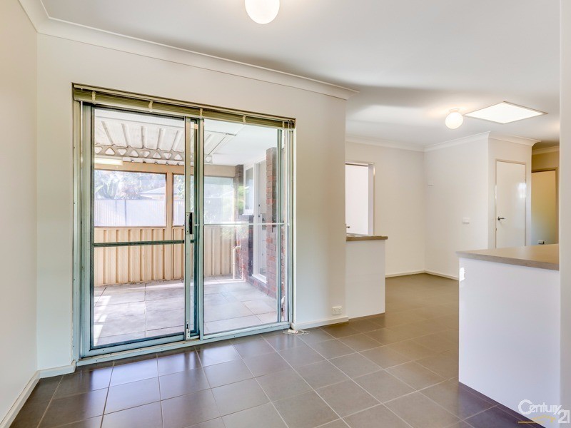 16 Fagence Way, Thornlie WA 6108