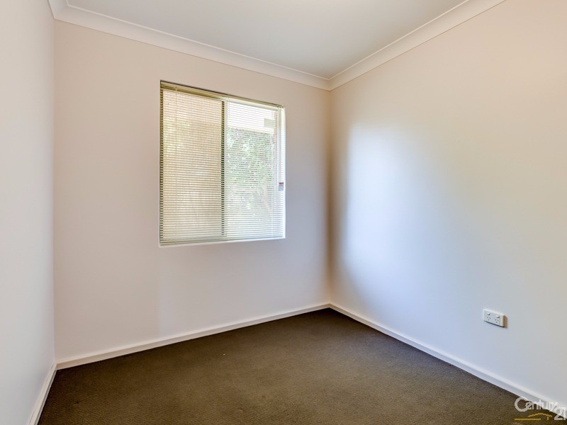 16 Fagence Way, Thornlie WA 6108